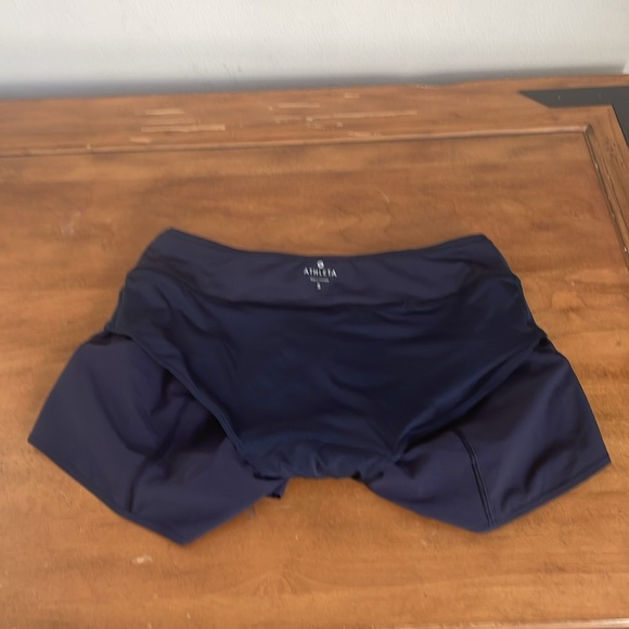 Athleta Women's Navy Athletic Shorts Size Small - Picture 8 of 9